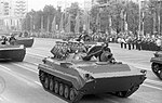 Östtysk BMP-1 under en parad 1988. BMP-1 anses vara det första "stridsfordonet".