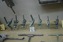 Western Han Dynasty crossbow trigger mechanisms Crossbow triggers.jpg