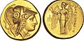 Distatère d'or d'Alexandre le Grand représentant à droite Niké. Au droit, tête casquée d'Athéna à gauche, coiffée du casque corinthien à aigrette, orné d'un serpent. Macédoine, Amphipolis.