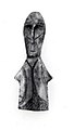 Figurine à forme humaine (ivoire, morse). Culture de Punuk. 2e siècle - 4e siècle.