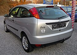 Ford Focus, versión hatchback, vista trasera.