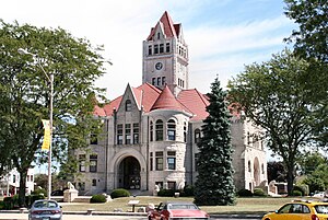 富爾頓縣法院（英語：Fulton County Courthouse (Indiana)） 在羅切斯特