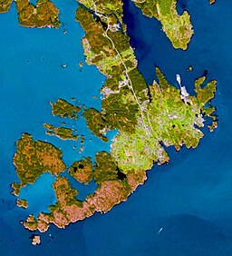 Satellitbild av ön Moster.