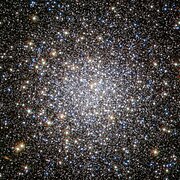 Messier 5 chụp bởi Kính viễn vọng không gian Hubble. 2.85′ view