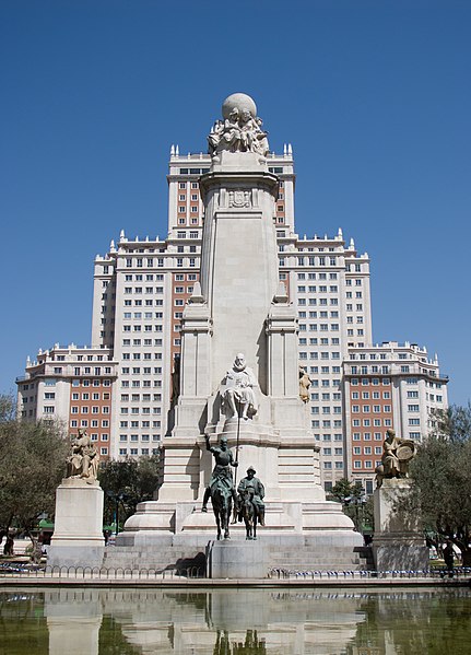 File:Monumento a Miguel de Cervantes - 03.jpg