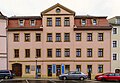 Wohnhaus in geschlossener Bebauung, mit Seitenflügel zum Hof