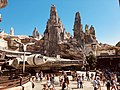 Image 8Star Wars: Galaxy's Edge (Star Wars: Millennium Falcon – Smugglers Run in 2019) (from Disneyland)