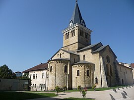 Saint-Lupicin église.jpg