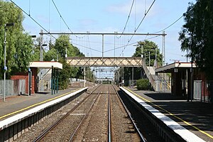 Seddon railway station, Melbourne.jpg