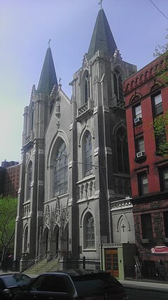 Церковь Святого Карла Борромео в Гарлеме, Гарлем 2014-05-07 15-21.jpg