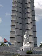 Estatua de Martí de Sicre.