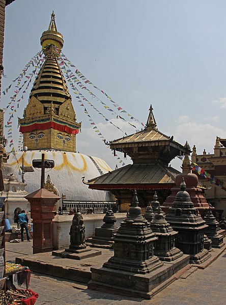 Datoteka:Swayambhunath-Hauptstupa-26-Hariti-2013-gje.jpg