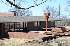 Entry detail Willis Noll House, March 2015