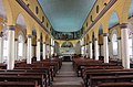 Travée centrale de l'église.