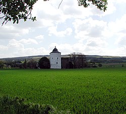 Замок Арлофф в долине Эрфт