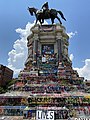 Le monument tagué par des slogans liés au mouvement Black Lives Matter en 2020.