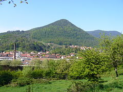 Le Chalmont depuis Lièpvre.