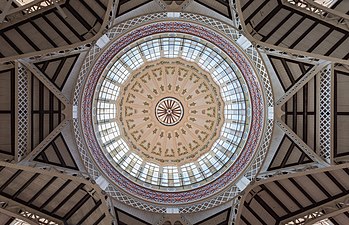 15/09: Cúpula modernista del Mercat Central de ValènciaFoto finalista Wiki Loves Monuments 2014