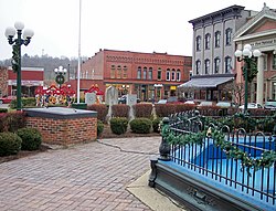 Downtown Nelsonville's public square in 2006