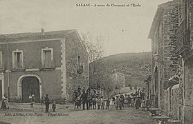 Vue d'une rue du village