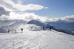 Скијање во скијачкиот центар Лејк Луиз