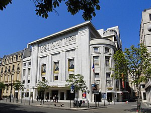 Teatro de los Campos Elíseos en París, de Auguste Perret (1911–1913)