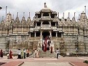 Джайнистский храм Ранакпура