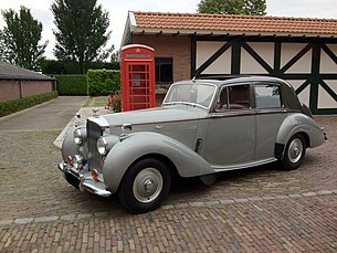 1953 Bentley R-Type с кузовом стандартный седан