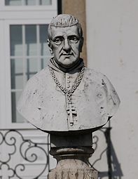 Busto no Colégio de São Caetano em Braga
