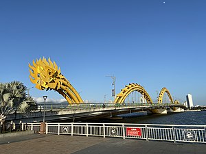 Drachenbrücke Cầu Rồng