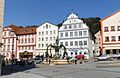 Marktplatze-Ensemble mit Willibaldsbrunnen im Osterschmuck