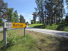 Fylkesveg 101 går forbi Prestebakke kyrkje. Foto: Jan-Tore Egge