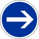 B21-1. Obligation de tourner à droite avant le panneau.