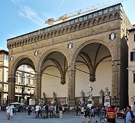 Лоджия деи Ланци на Площади Синьории во Флоренции
