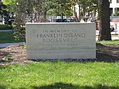 Bia tưởng niệm Tổng thống Franklin Delano Roosevelt tại Washington DC