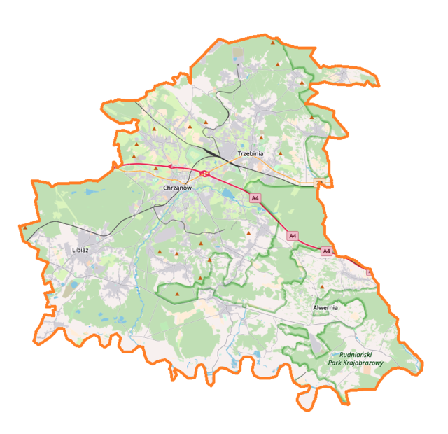 Mapa konturowa powiatu chrzanowskiego, blisko centrum u góry znajduje się punkt z opisem „Trzebinia”