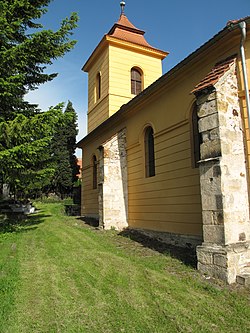 Kostel sv. Matouše v Prackovicích nad Labem