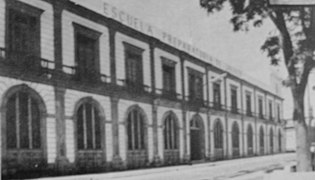 Die Schule im Jahr 1918.