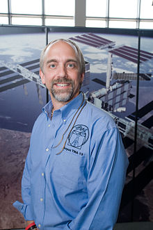 220px-Richard_garriott_july_2008.jpg