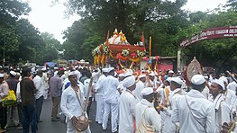 Palakhi carrying Sant Tukaram's paduka seen at Fergusson College road, enroute the annual pilgrimage (Vari) to Pandharpur (2015).