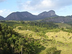 Veduta di Pedra da Penha, nella campagna di Cachoeiro de Itapemirim
