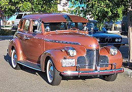 Una Chevrolet Special Deluxe Serie KA berlina