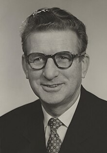 Black and white headshot photograph of Einar Nilsen aged 60