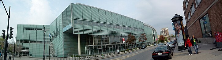 Grande Bibliothèque et Gare d'autocars de Montréal