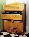 Harmonium (reed organ) hollandais de 1930.