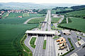 Il valico di frontiera tedesco-occidentale di Herleshausen nel 1985, verso l'autostrada 4