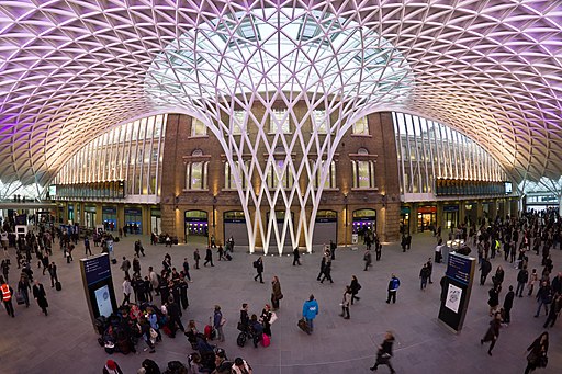 King's Cross Western Concourse - central position