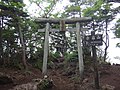 山頂の赤薙山神社