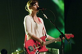 Bilinda Butcher performing in 2009