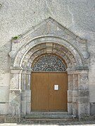 portail roman de l'église.